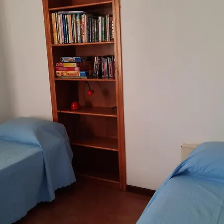 Maggiore, Leggiuno, Ampio Apartamento *