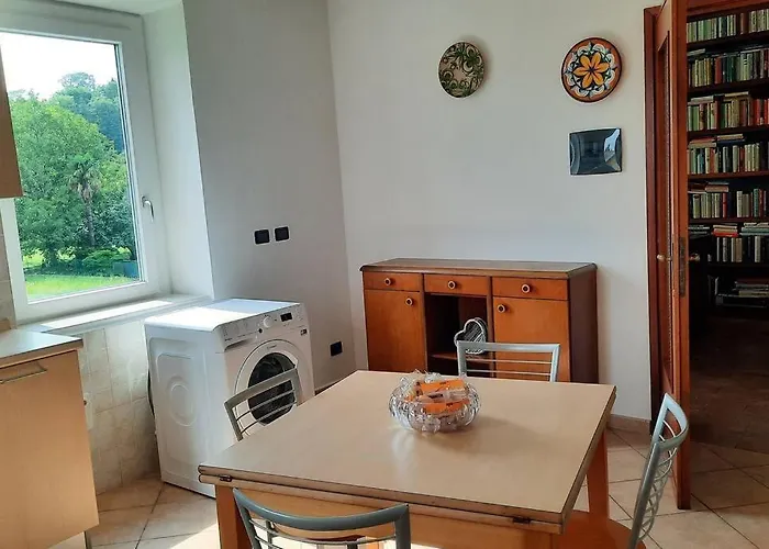 Maggiore, Leggiuno, Ampio *