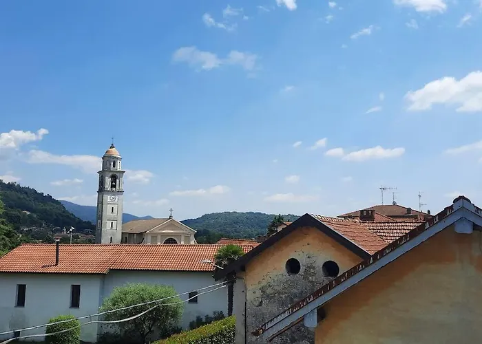 Maggiore, Leggiuno, Ampio *