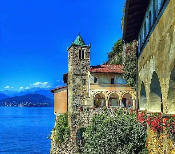 Maggiore, Leggiuno, Ampio *