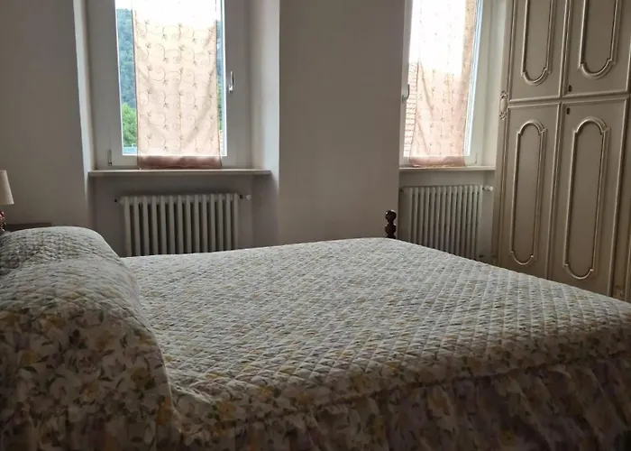 Maggiore, Leggiuno, Ampio *