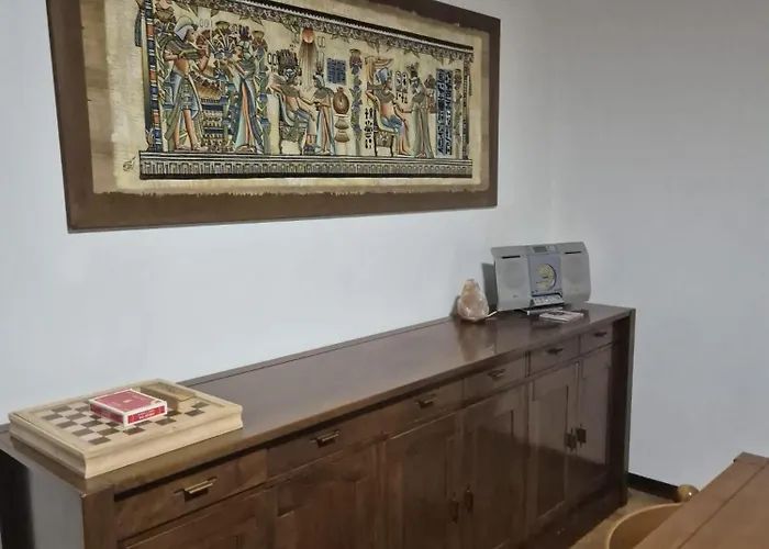 Maggiore, Leggiuno, Ampio