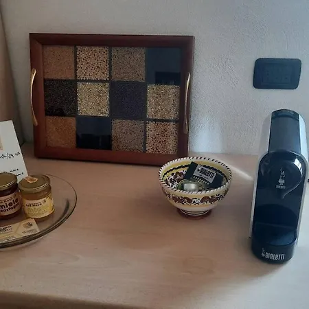 Maggiore, Leggiuno, Ampio