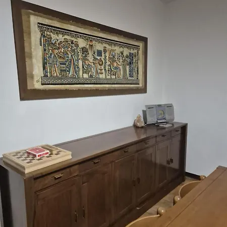 Maggiore, Leggiuno, Ampio